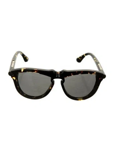 Pre-owned Burberry Wayfarer Mirrored Sunglasses In Black