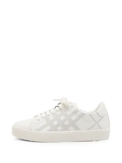 Pre-owned Burberry Westford Perforated-details Lace-up Leather Sneakers In White