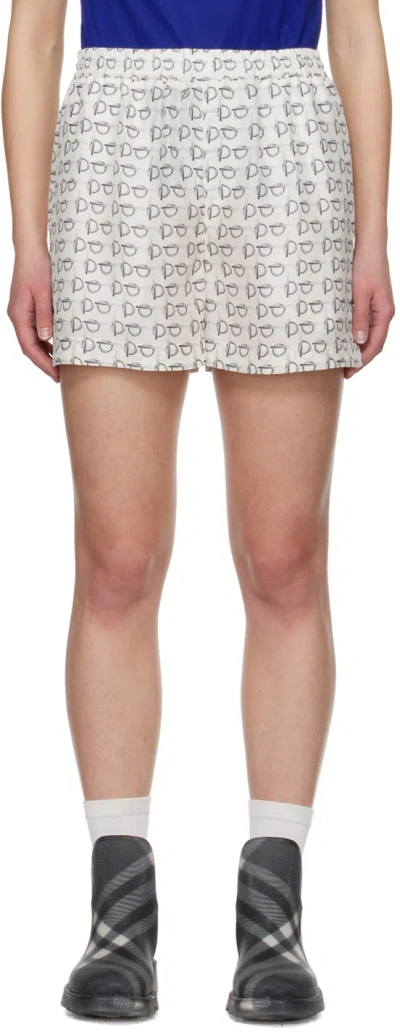 Burberry White Pattern Shorts In Silver/white