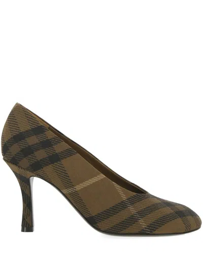 Burberry With Heel