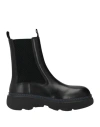 Burberry Round-toe Leather Boots In Black