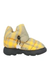 Burberry Check Pillow Padded Drawstring Snow Boots In Yellow