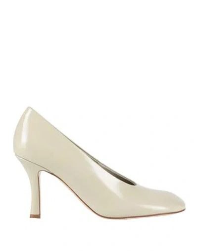 BURBERRY BURBERRY WOMAN PUMPS SAGE GREEN SIZE 8 LEATHER
