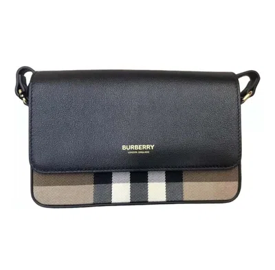 Pre-owned Burberry Women's  Hampshire Check Canvas Leather Crossbody In Black