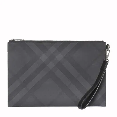 Pre-owned Burberry Women's  London Check Zip Handbag In Dark Grey In Gray