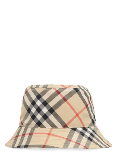 BURBERRY WOMEN'S CHECK BUCKET