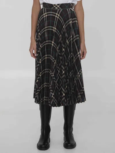 BURBERRY BURBERRY WOMEN CHECK PLEATED SKIRT