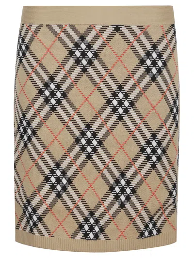 Burberry Women Checked Mini Skirt In Brown