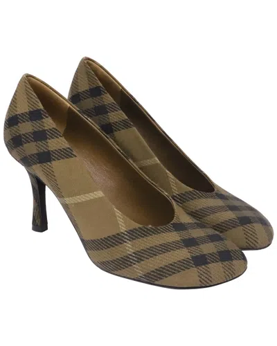 Pre-owned Burberry Women's Coated/waterproof Canvas Nova Check Pattern Pump (authentic  Pre-loved)