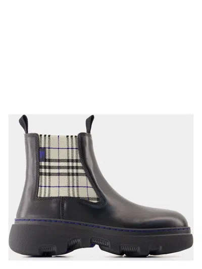 BURBERRY WOMEN'S CREEPER CHELSEA LOW ANKLE BOOTS