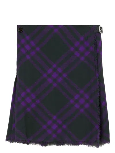 BURBERRY WOMEN'S EMBROIDERED SILK SKIRT