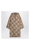 Burberry Vintage Check Zipped Poncho In Beige