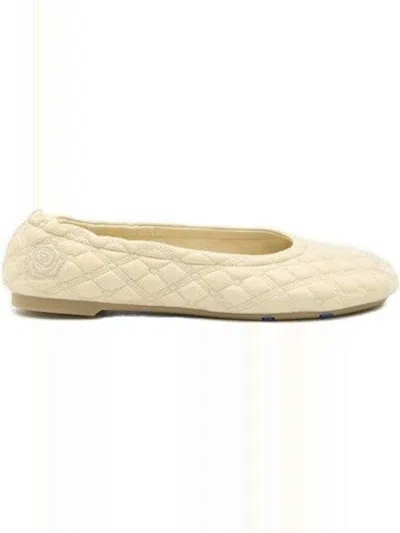 BURBERRY WOMEN'S LEATHER BALLET FLATS