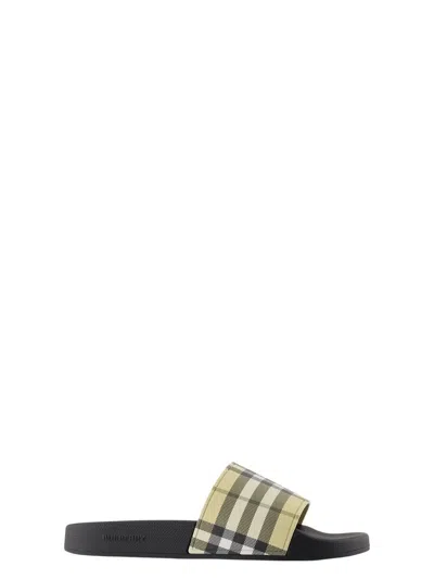 BURBERRY WOMEN'S LF FURLEY SANDALS