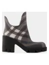 Burberry Marsh Check Rubber Rain Booties In Black