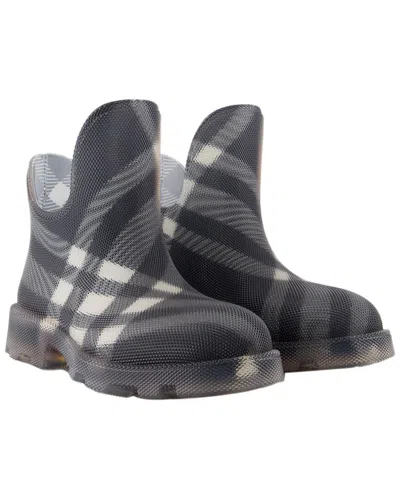 Burberry Lf Marsh Low Ankle Boots In Black