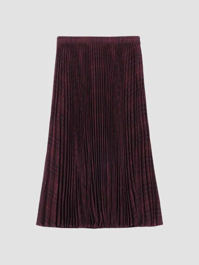 Burberry Women's Petal Pleated Wool Midi Skirt In Burgundy