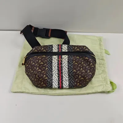 Burberry Women Pre-loved Bag Brand New Condition In Multi