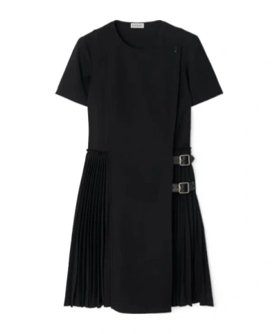 BURBERRY BURBERRY BUCKLE DETAILED PLEATED KILT DRESS