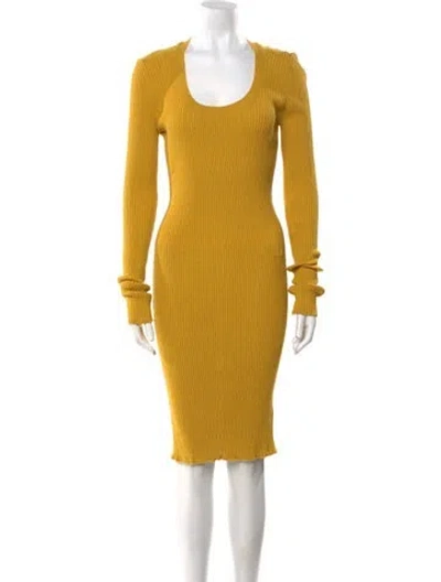 Pre-owned Burberry Wool Knee-length Dress W/ Tags In Yellow