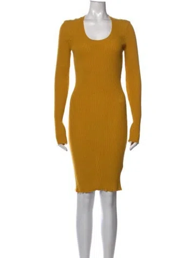 Pre-owned Burberry Wool Knee-length Dress W/ Tags In Yellow