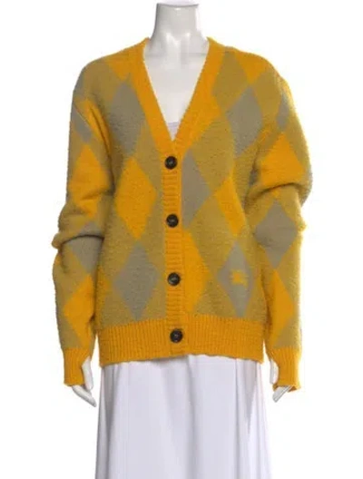 Pre-owned Burberry Wool Printed Sweater In Yellow