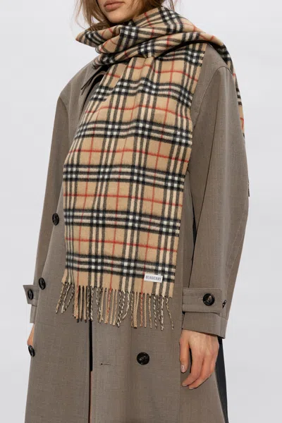 Burberry Wool Scarf In Beige