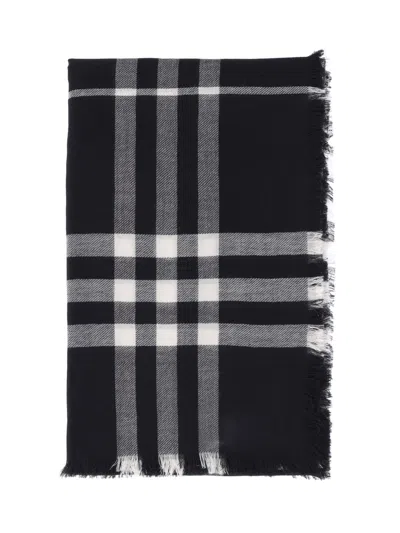 Burberry Wool Scarf In Black