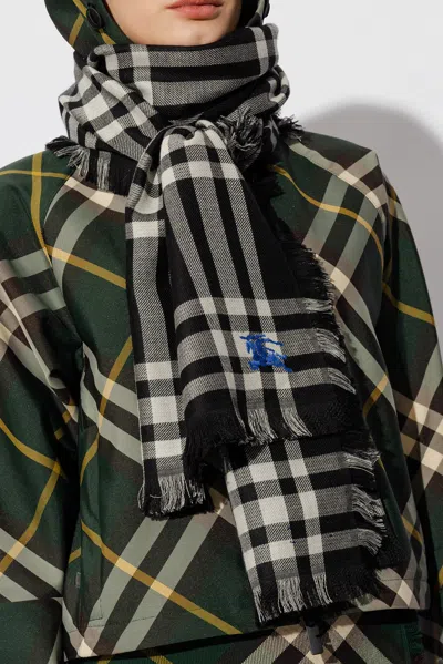 Burberry Wool Scarf In Black