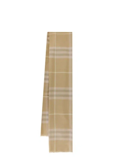 Burberry Wool Scarf In Brown