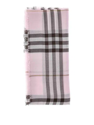 Burberry Wool Scarf In Pink