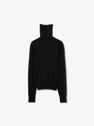 Burberry Turtleneck Sweater In Black