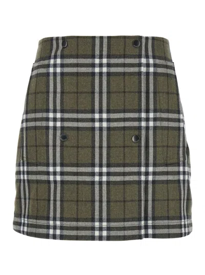 Burberry -style Virgin Wool Skirt With All-over Check Motif And Side Pockets In Green