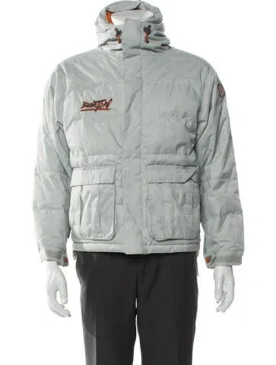 Pre-owned Burton Graphic Print Puffer Coat In Green