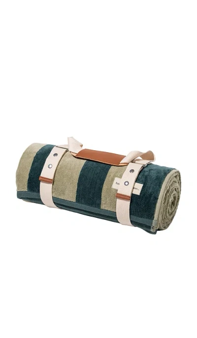Business & Pleasure Beach Blanket In Green