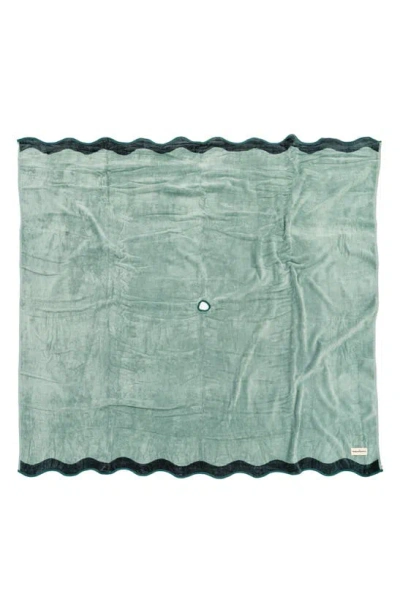 Business & Pleasure The Beach Blanket In Green