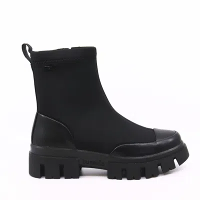 Bussola Women's Carson Boots In Black