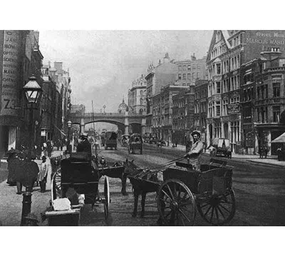 Buyenlarge Farrington Street, London Photographic Print In Black;white