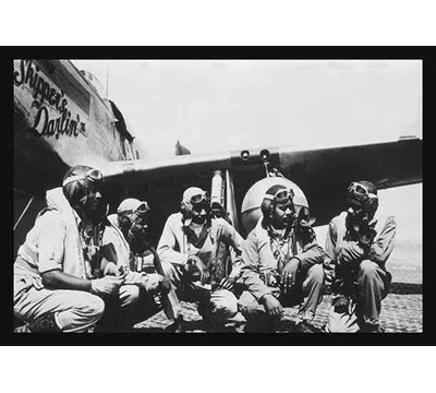 Buyenlarge Fliers Of A P-51 Mustang Group Photographic Print In White;gray