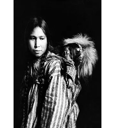 Buyenlarge Madonna Of The North Photographic Print In Black;white