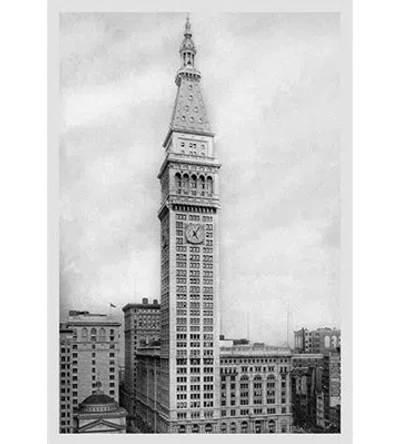 Buyenlarge 'metropolitan Life Insurance Tower, 1911' Photographic Print In Black