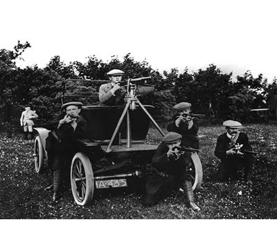 Buyenlarge 'ulster Volunteer Force, Ireland' Photographic Print In Black;gray
