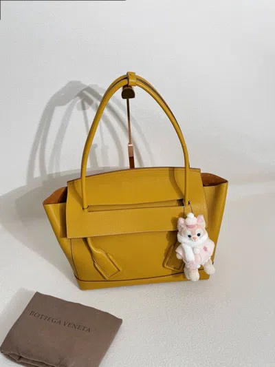 Bv Women Pre-loved Bag Very Good Condition In Multi