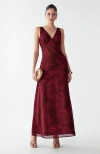 Bwldr Chelsea Dress In Burgundy