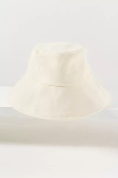By Anthropologie Classic Bucket Hat In Ivory
