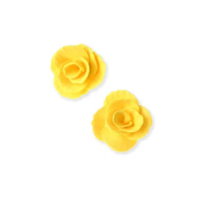 By Chavelli Women's Rosette Small Stud Earrings In Yellow