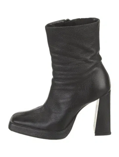 Pre-owned By Far Leather Boots In Black
