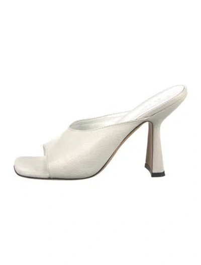 Pre-owned By Far Leather Slides In Neutrals