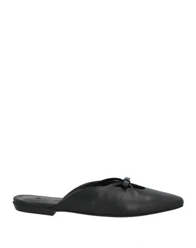 BY FAR BY FAR WOMAN MULES & CLOGS BLACK SIZE 6 LEATHER
