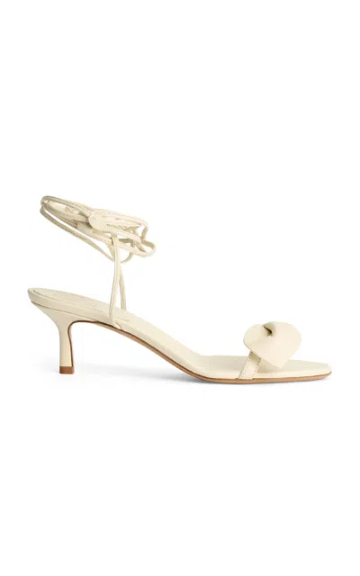 By Malene Birger Paulin In White